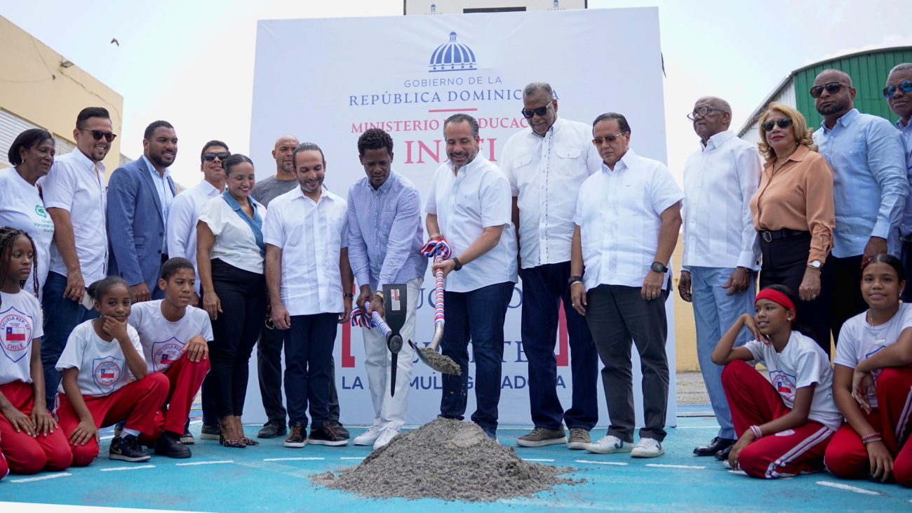 Inefi inicia construcción de techado en la Escuela República de Chile para fortalecer el deporte escolar