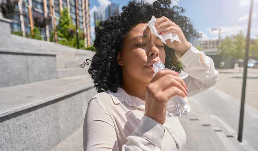 Autoridades recomiendan medidas para prevenir golpes de calor