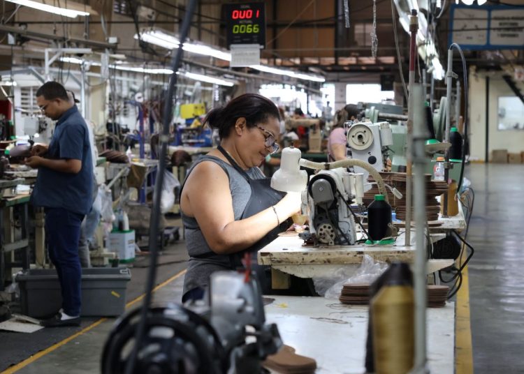 Región norte concentra la mitad de las empresas de zonas francas en RD