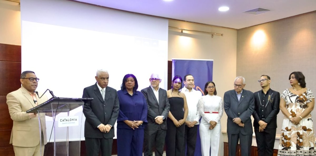 Fausto Polanco asume presidencia de Academia Dominicana de Arte y Espectáculos