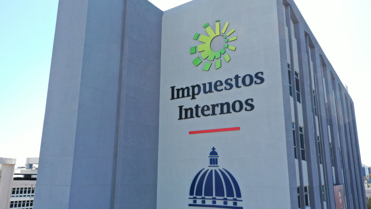 DGII pondrá en marcha facturación electrónica obligatoria para grandes y medianos contribuyentes