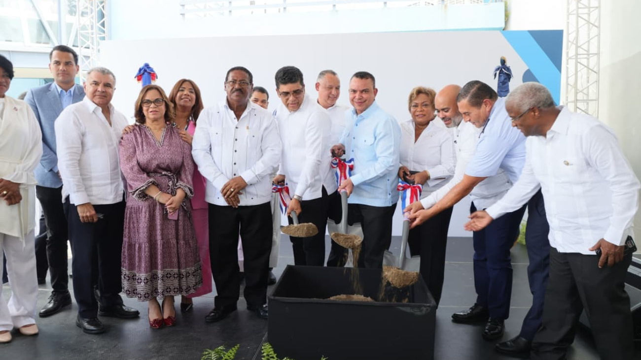 SNS invierte más de RD$60 millones en remozamiento del Darío Contreras