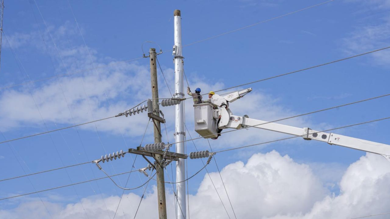 ETED realizará mantenimiento en línea de transmisión; habrá interrupciones eléctricas en el Sur