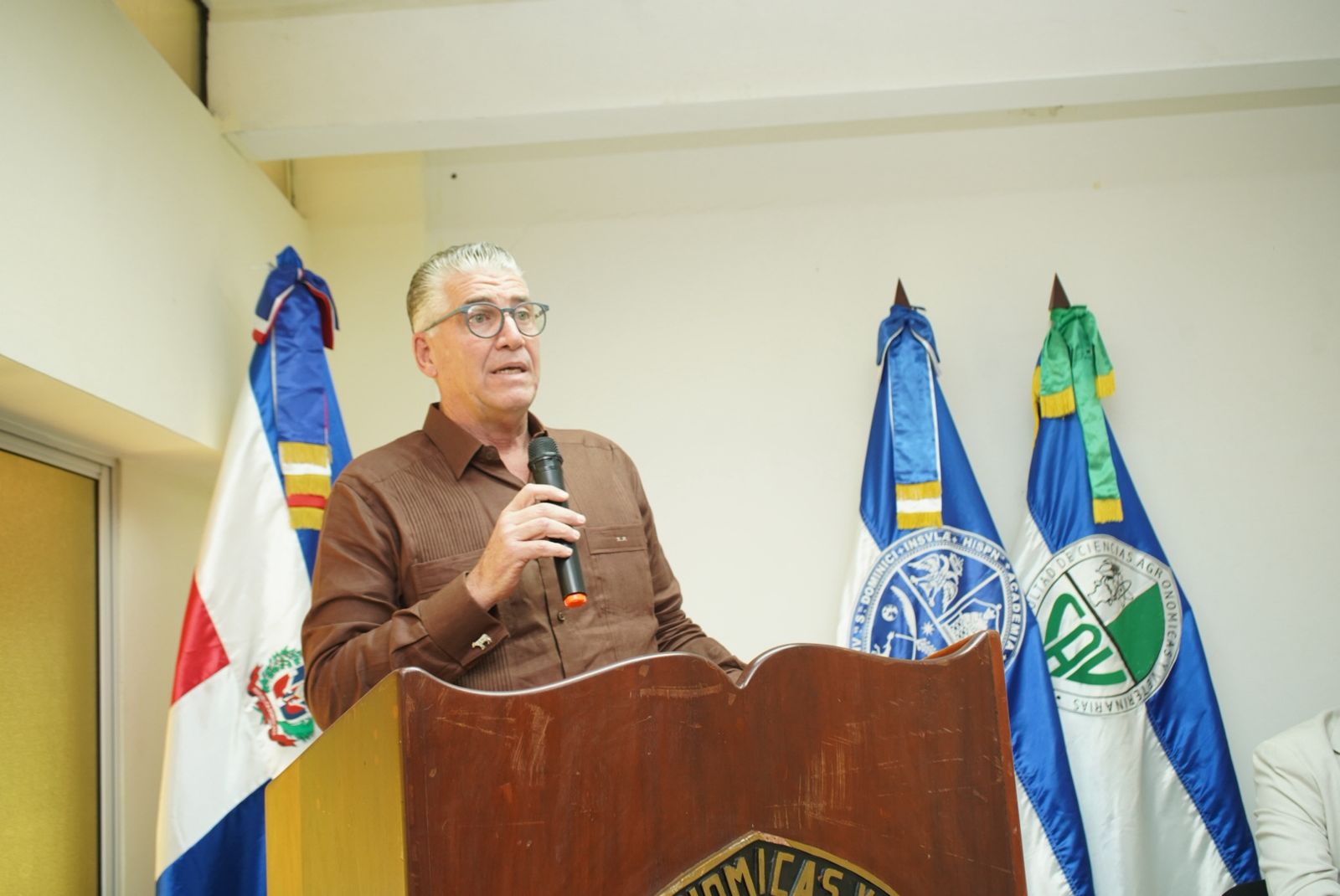 Eric Rivero anuncia transformación de más de 300 plantas procesadoras de leche