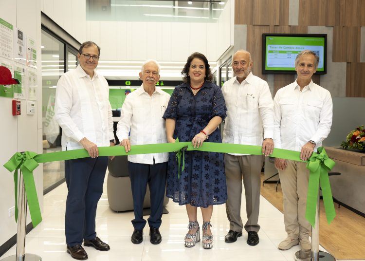 BHD inaugura nueva sucursal en BlueMall Punta Cana