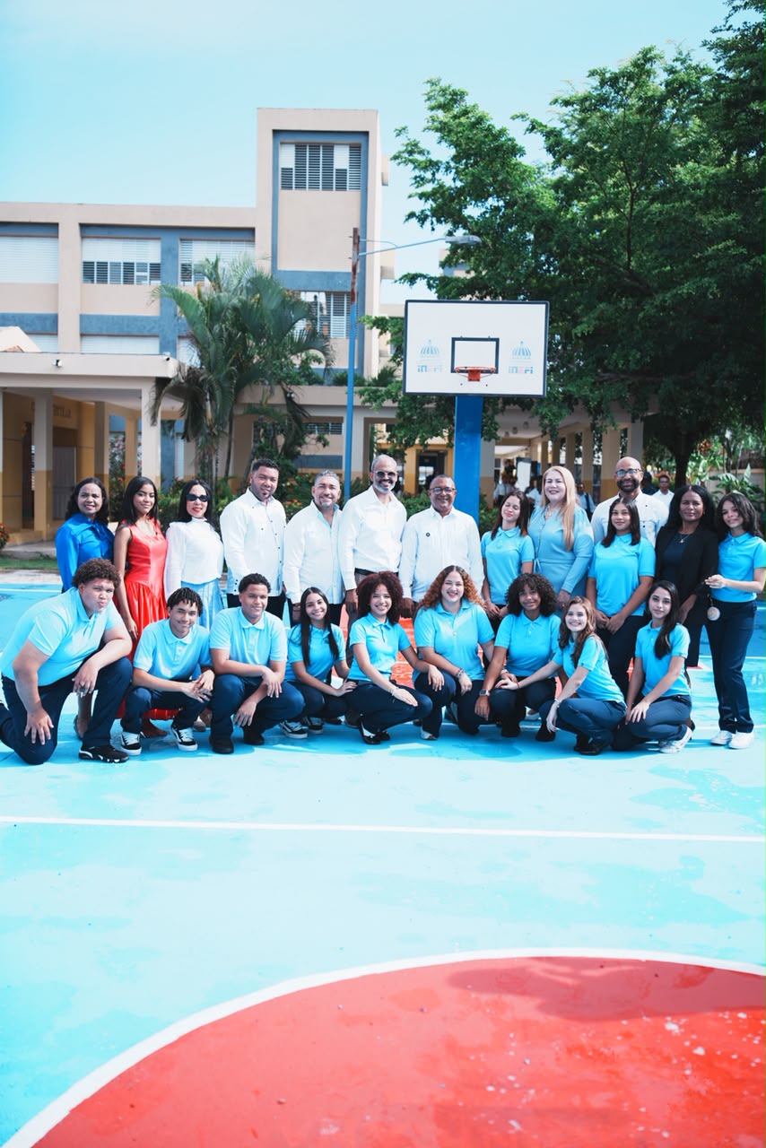INEFI remozó dos canchas escolares en San Francisco de Macorís previo al inicio del año escolar