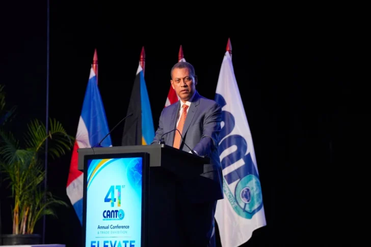 Indotel impulsa salto tecnológico de RD con inversiones en 5G, IA y semiconductores