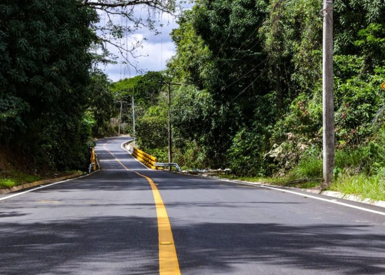 Rehabilitación de carreteras concentra la mayor inversión pública en Monte Plata