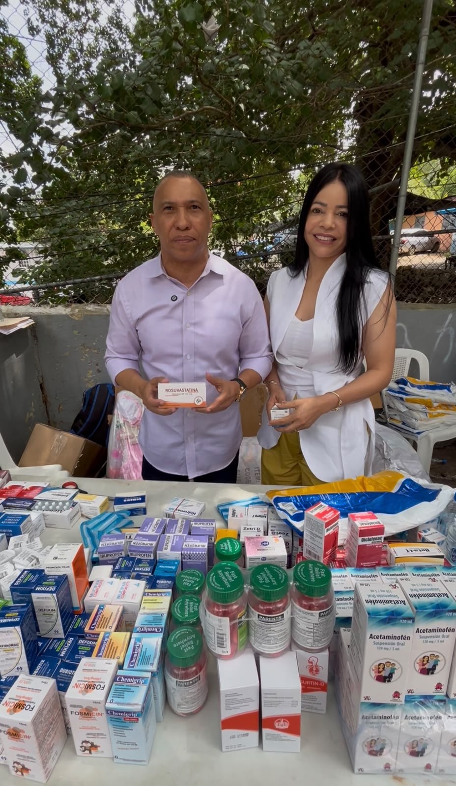 Joselito Echavarría lleva servicios de salud y asistencia social a familias de El Dique