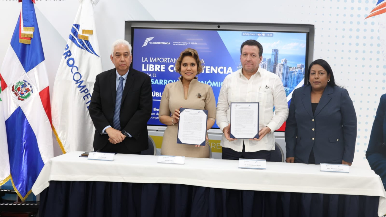 ProCompetencia y Unicaribe se alían para impulsar la libre competencia desde las aulas