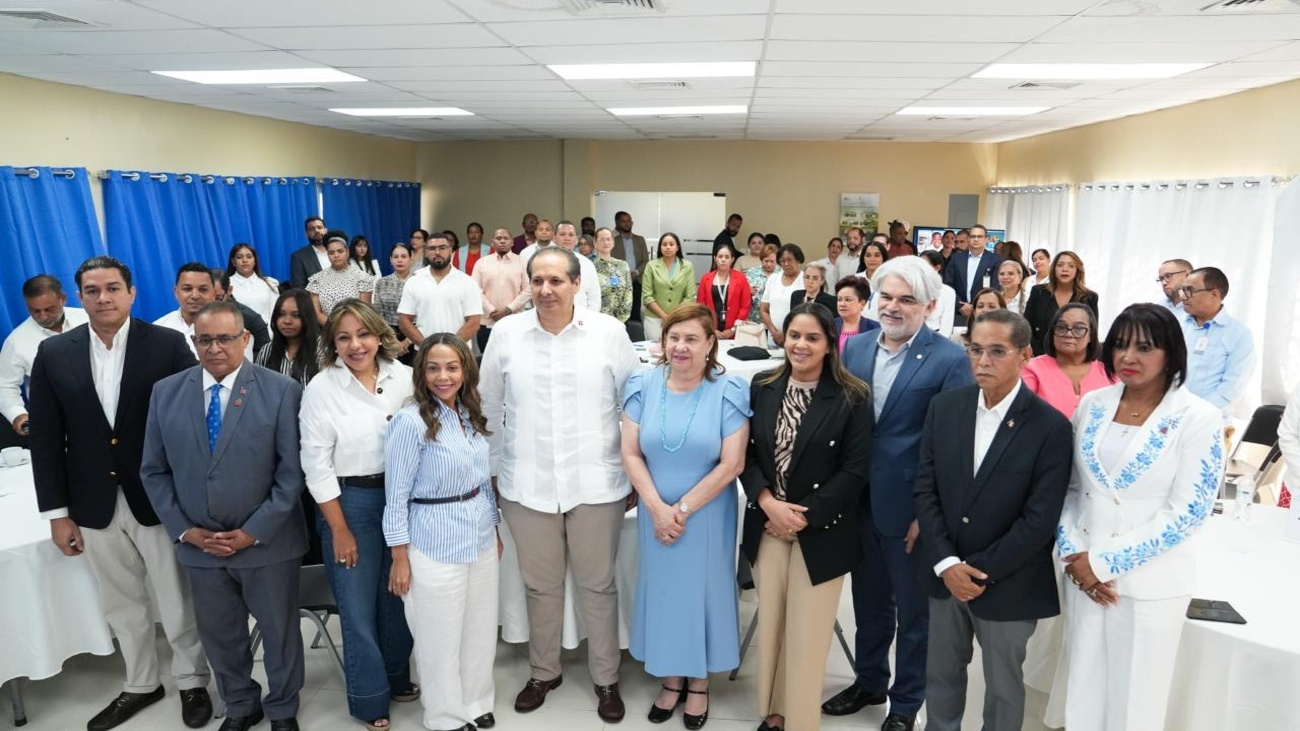 Ministerio de salud revela avances y desafíos en la integración de los servicios de salud en Cibao Sur