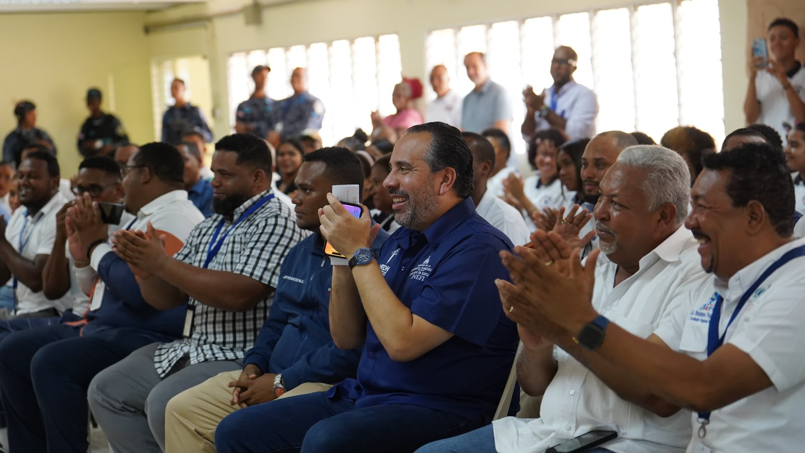 INEFI entrega utilería en unos 30 centros educativos del Gran Santo Domingo y San Cristóbal
