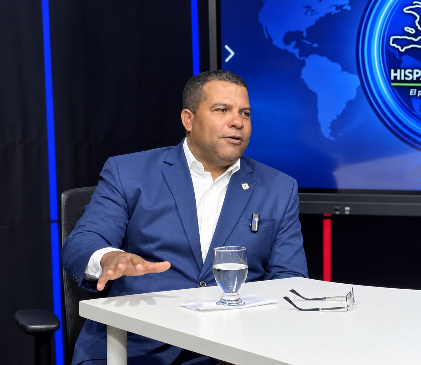 Augusto Velázquez revela que Pedernales analiza beneficios directos por potencial explotación de tierras raras