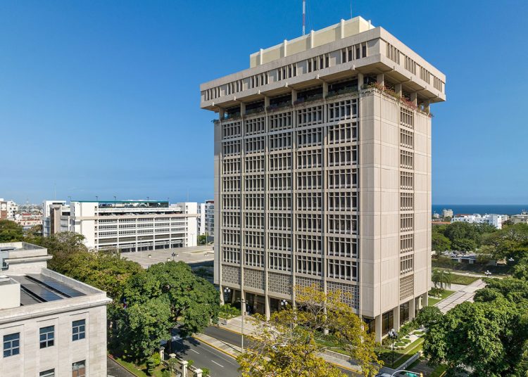 Economía dominicana crece 4.5 % entre enero y agosto de 2026