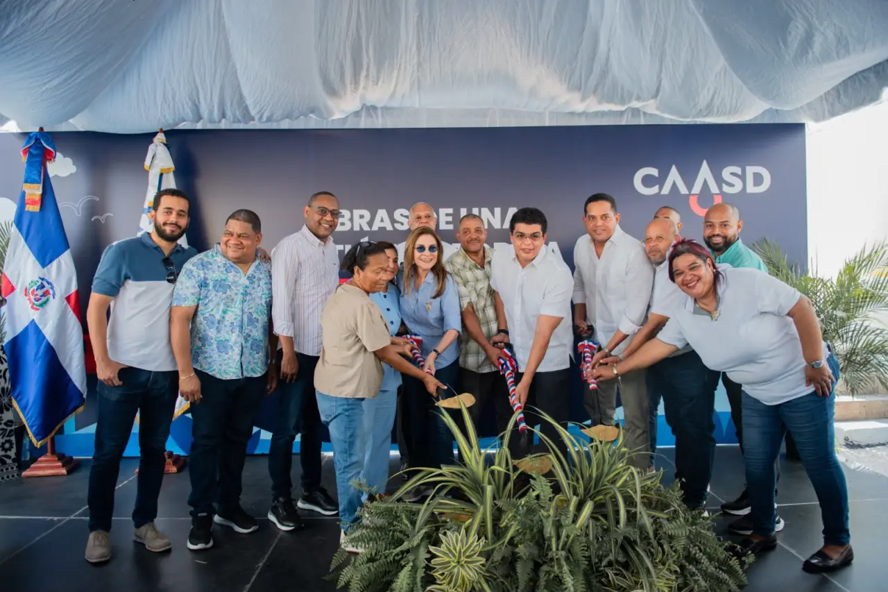 CAASD inicia saneamiento de cañada Santa Clara y construcción de alcantarillado en Capotillo