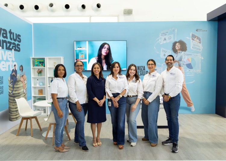 SB lleva orientación financiera a visitantes de la Feria Internacional del Libro 2026