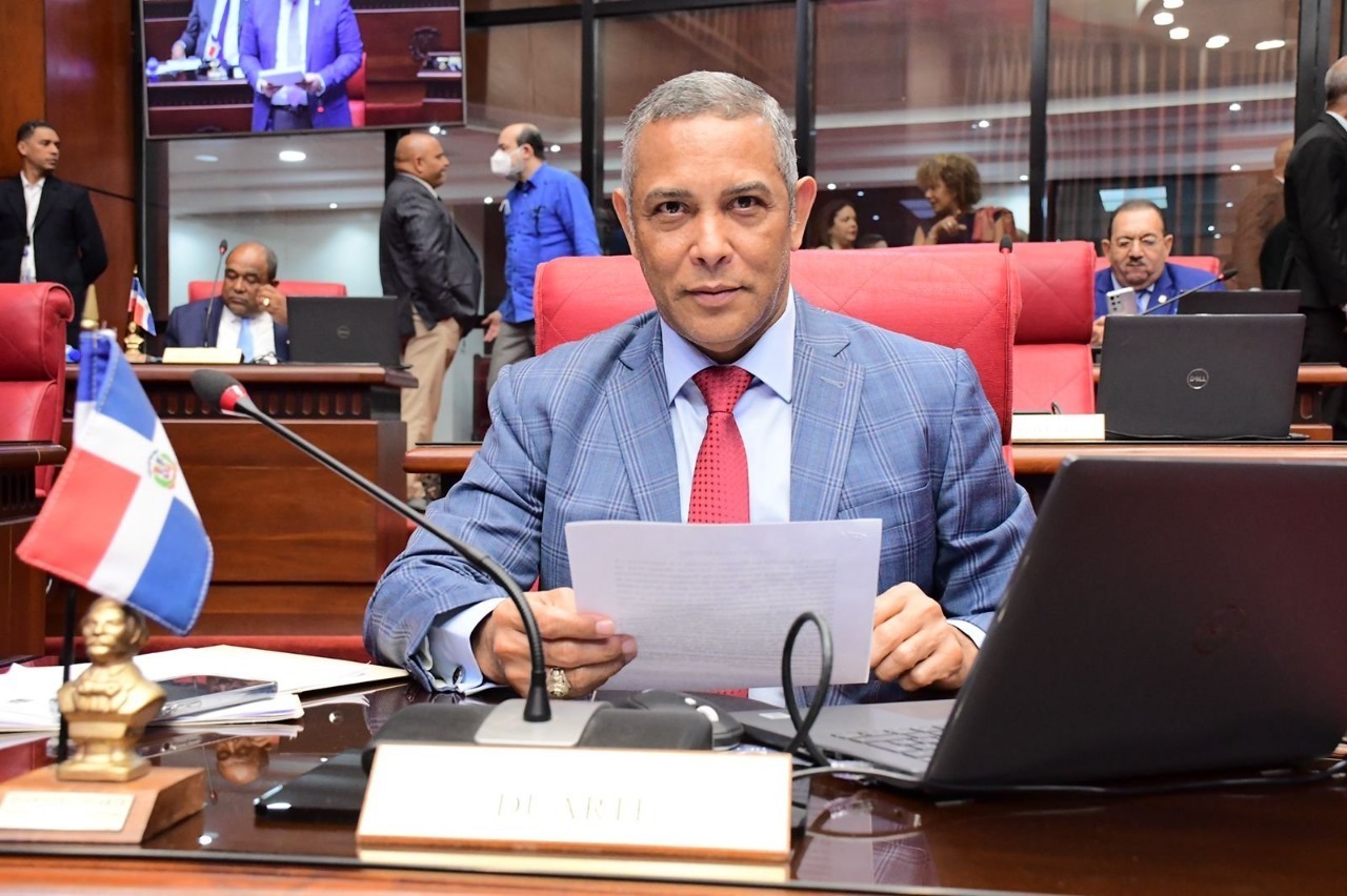 Senador Franklin Romero propone ley para proteger la producción nacional de arroz
