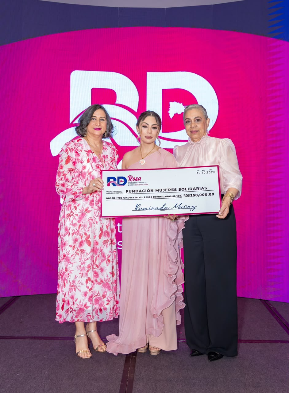 Iluminada Muñoz dona RD$500 mil a fundaciones que apoyan a pacientes con cáncer