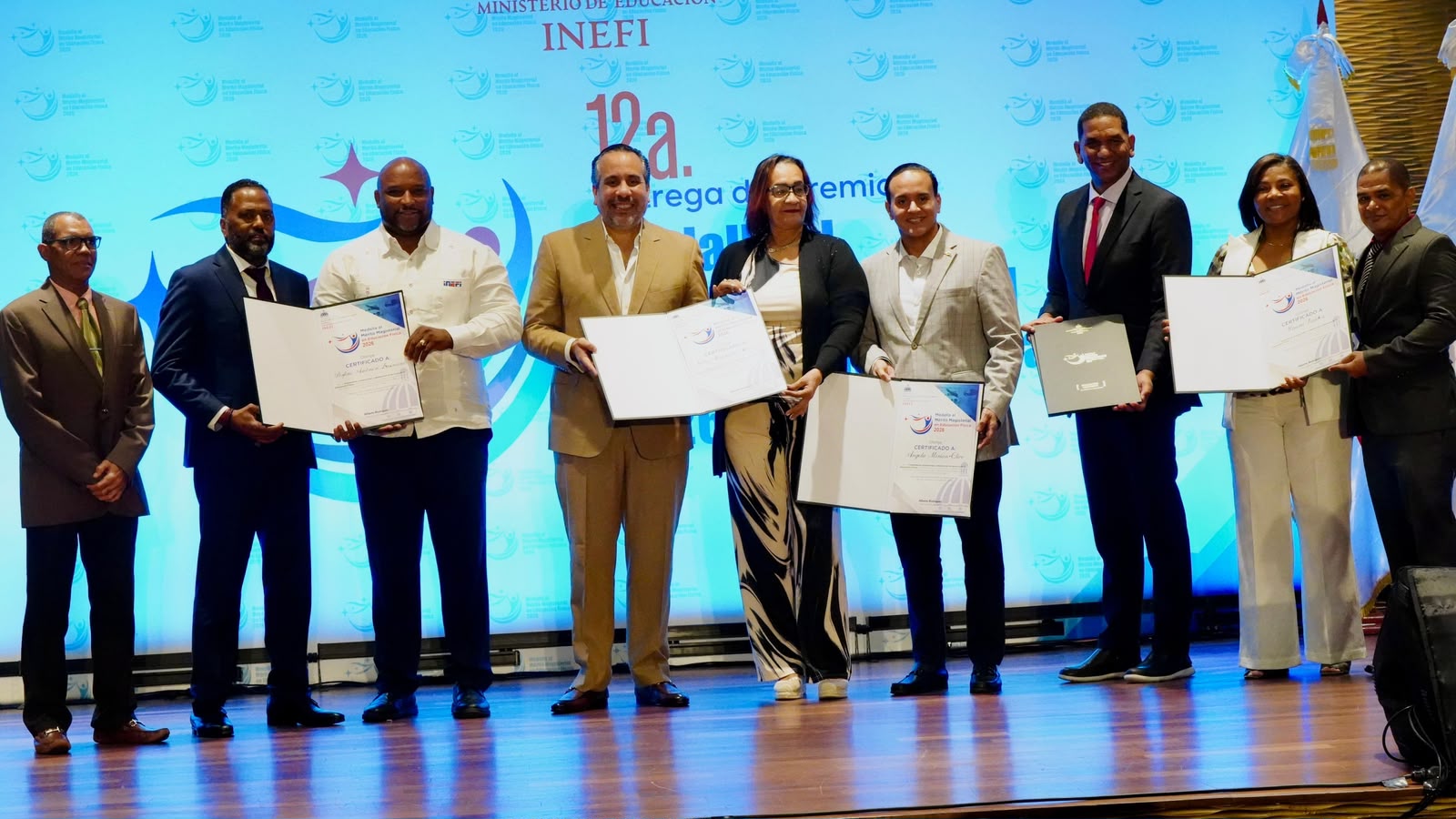 INEFI reconoce labor de docentes con “Medalla al Mérito Magisterial en Educación Física 2026”