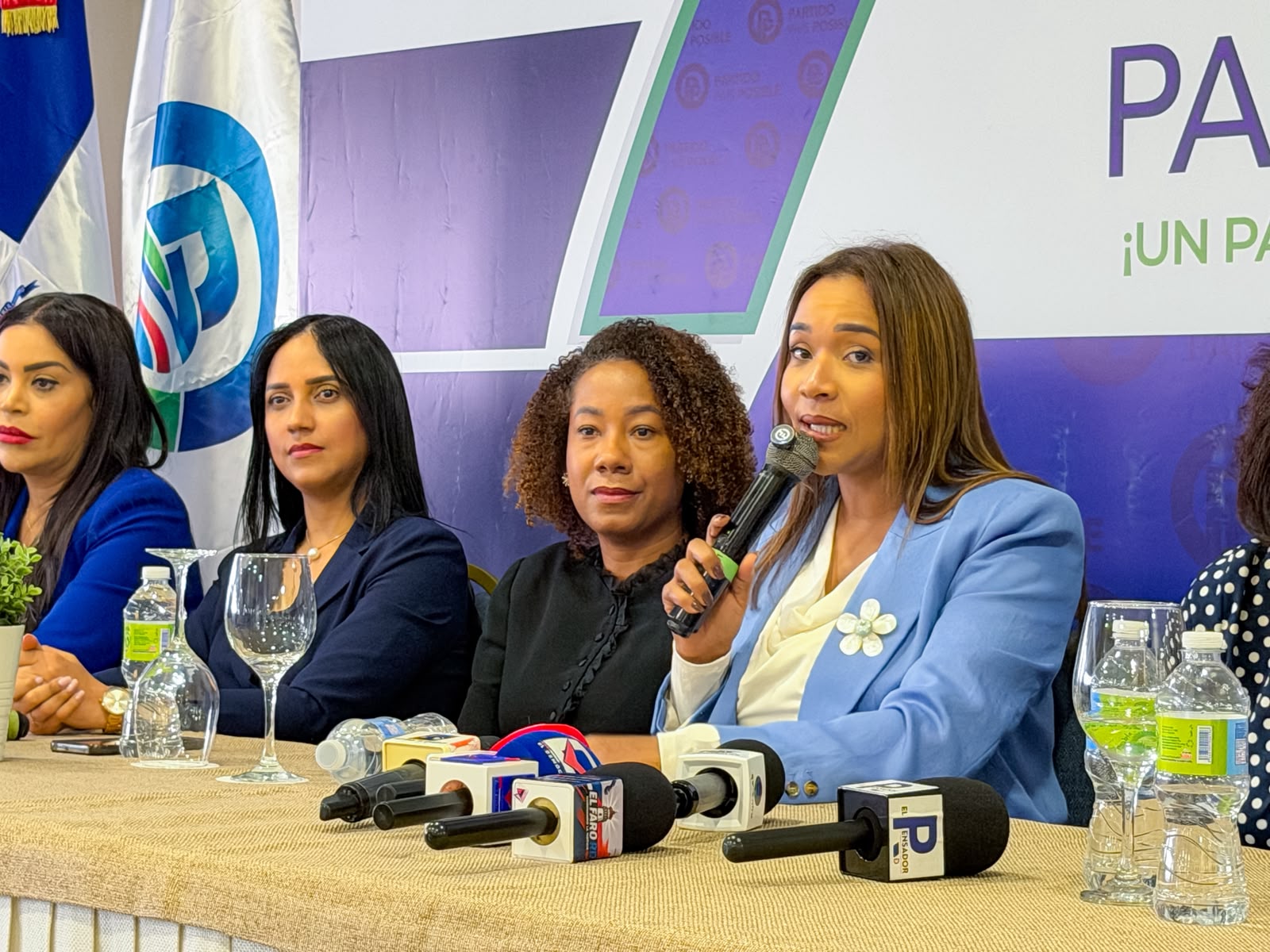 País Posible llama a las mujeres a prevenir el cáncer de mama y priorizar su salud