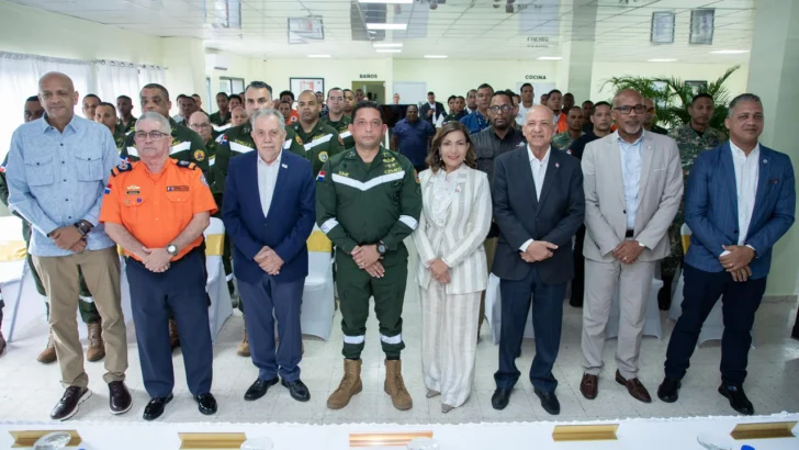 Capacitan a 42 militares y socorristas en el uso de drones, inteligencia artificial y ciberseguridad
