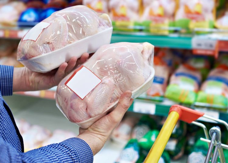 Pro Consumidor asegura que habrá suficiente pollo para la Navidad