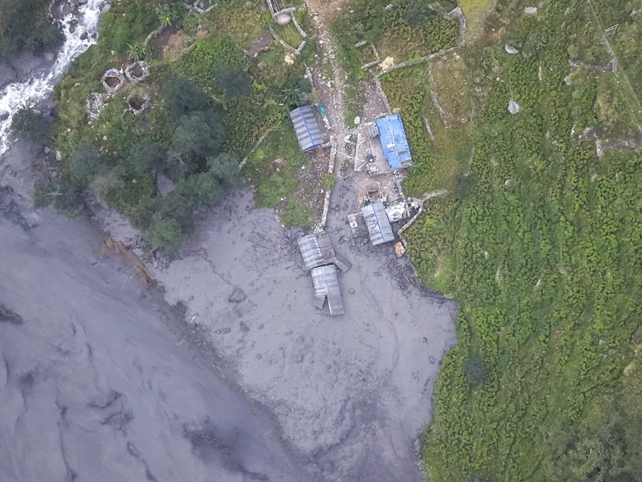 Inundaciones en Nepal dejan más de 200 viviendas afectadas y cinco desaparecidos