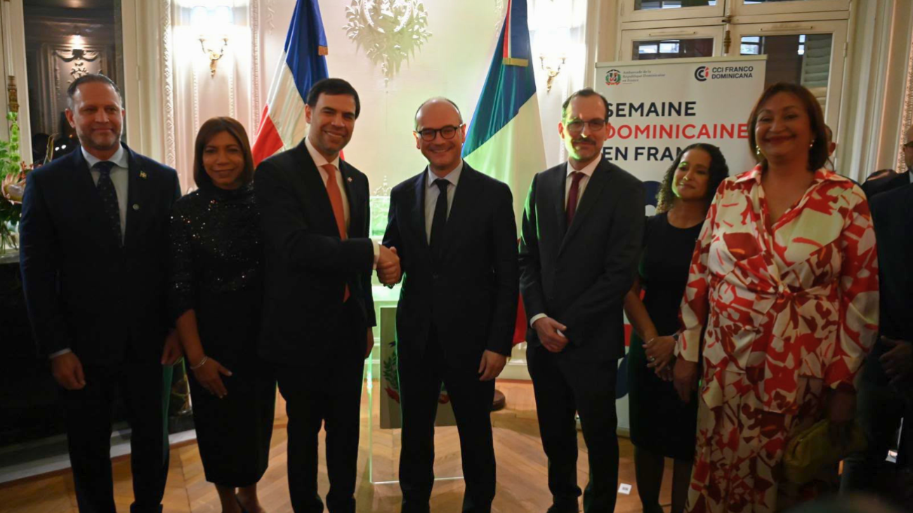 Roberto Ángel Salcedo encabeza apertura de la Semana Dominicana en Francia